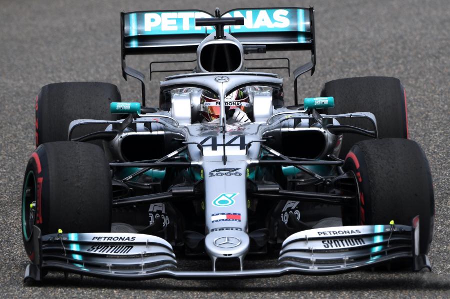  Mercedes-AMG F1 W10 EQ Power+ 2019 года  (фото 16 из 31)
